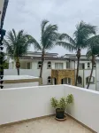 Cozy Apartment with 24/7 pool - 5-10 min walk to Beach, Clubs, activities!