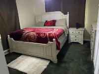 Three bedroom 5 minutes to state university & town,  10 min to baptist hospital Hotels near Salem Lake Park