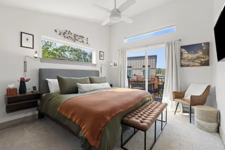 Bozeman/4Corners HomeBase • River Access & Fire Pit • Close to Skiing and Hiking Отели в г. Фор Корнерс