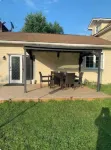 Beautiful Waterfront Cottage with Hot Tub in South Muskoka 베튠 메모리얼 하우스 내셔널 히스토릭 사이트 주변 호텔