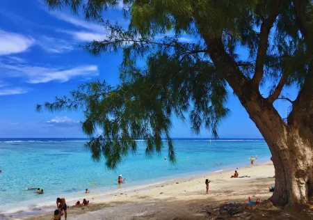 House Near the Beach, Private Jacuzzi & Paddle, Exotic Charm,  Listed