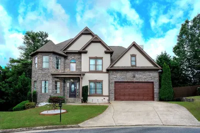 Family Friendly Mansion- Off of Barrett Pkw Costco I-75 코스트코 홀세일 주변 호텔