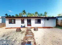 Large 3bdrm Beachhouse Punta Salinas- 15 min from San Juan Hotels in Levittown