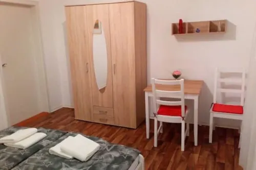 Gästehaus Barbara mit Garage in 26919 Brake Hotels in Brake