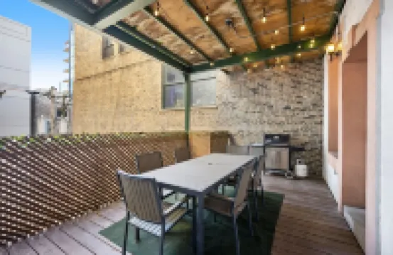 River North 3BR/2BA: HUGE, Parking, Center Chicago