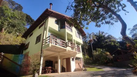 Sítio Kikiô - Beautiful House by the River in Lumiar Отели в г. Нова-Фрибургу