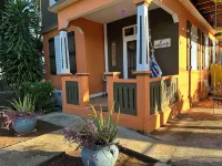 Authentic Puertorrican Home with Full AC -Fast Wifi - Smart TV Near Beach