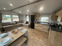 8 Guests - Swimming Pool - 1Min to the Beach