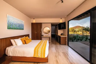 Hotel Flores de SAL Hotels near Monte Xanic