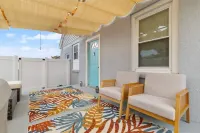 Downtown Old Saybrook Oasis