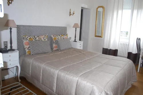 Logis Hotel l'Europe Hotel a Caurel