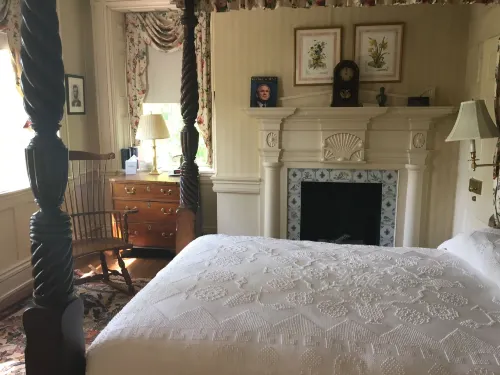 Spread Eagle Tavern and Inn Hotels in Hanoverton