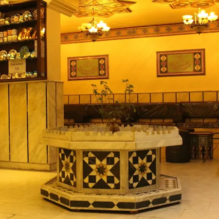 Arab Tower Hotel Отели рядом с достопримечательностью «Дарат-аль-Фунун»