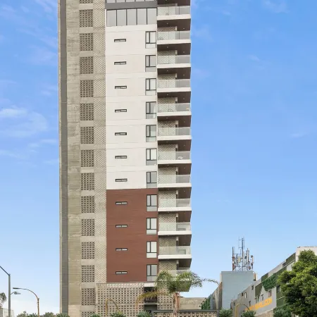 Distrito Revolution Suites