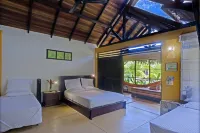 Hotel Amazon Bed and Breakfast - parking