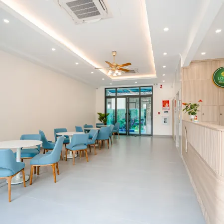 Lotus Sam Son Hotel Отели в г. Самсон