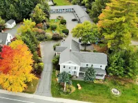 Maple Terrace Motel Hotels in Williamstown