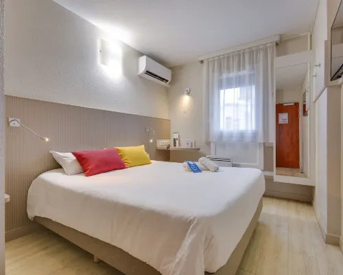 Brit Hotel Lille Centre Hotels near Maison Folie Wazemmes