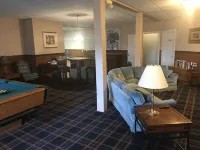 Longhouse Manor B&B Hotels in Reading