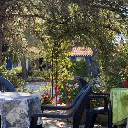 Hotel des 4 Vents "Esprit Camargue" Parking Privé Gratuit