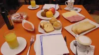 Hotel Rural Valle del Turrilla - Cazorlatur - Breakfast