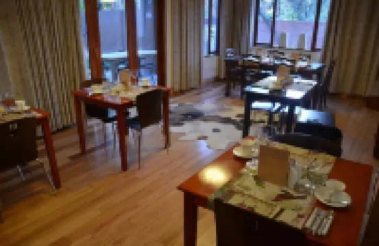 Bed & Breakfast in Hatfield