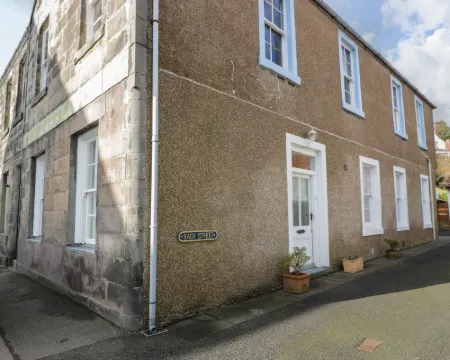 Lower Neuk Hotels in Dunfermline