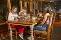 Hosteria Cananvalle - breakfast