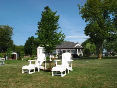 Omstead's on Erie Hotels in 