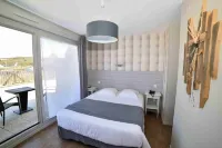 Logis- Hôtel de la Baie de Wissant & Appartements فنادق في Escalles