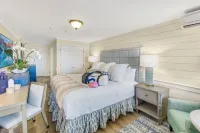 The Harborside Inn