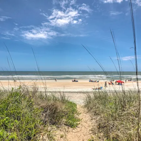 Surfside Oceanfront Cottage w/ Beach Access!