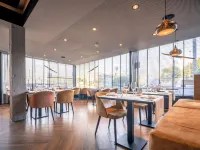 Hotel & Wellness Royal Astrid オーステンデのホテル