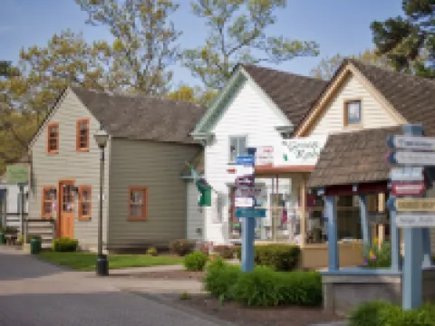 Colonial Inn Hotels in Galloway