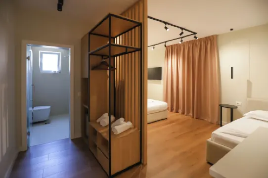 Hotel Relax City Center Hotel di Tirana