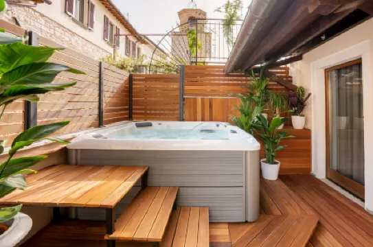 GG8酒店和套房SPA