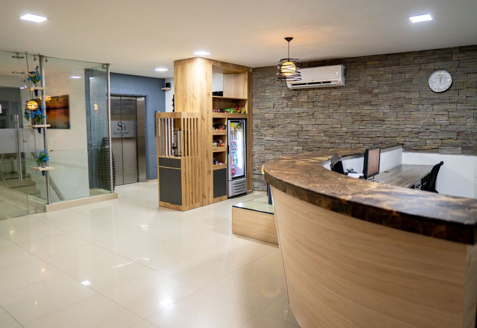 Hotel Sandjaja Over view