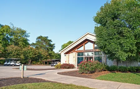 Dale Hollow Lake State Resort Park