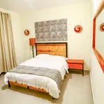 بيبوني ليفينغ سبيسيز