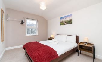 Modern Maisonette in Vibrant Bristol, Free Parking