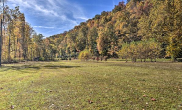 Parsons Cabin w/ Fire Pit & River Access!