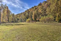 Parsons Cabin w/ Fire Pit & River Access! Hotels in Thomas