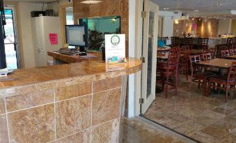 The Amethyst Beach Motel