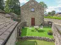 3 Primitive Mews - parking