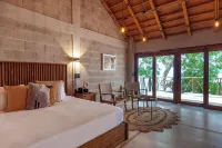 Punta Tokipa Hotels in 