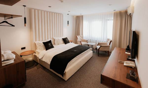 Plaza Boutique Hotel