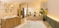 Hotel Principe Hotels in Тулуа