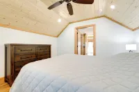 1 Mi to Nantahala River: Mtn-view Retreat! - Apartments