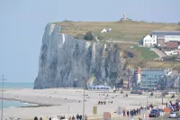 Hotel le Saint-Yves Hotels in Le Treport