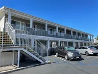 Hi View Inn & Suites Hotels in Manhattan Beach